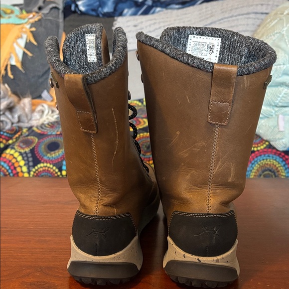 Women’s chaco boots - Picture 4 of 6